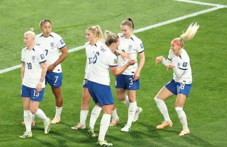  英格兰女足VS意大利女足